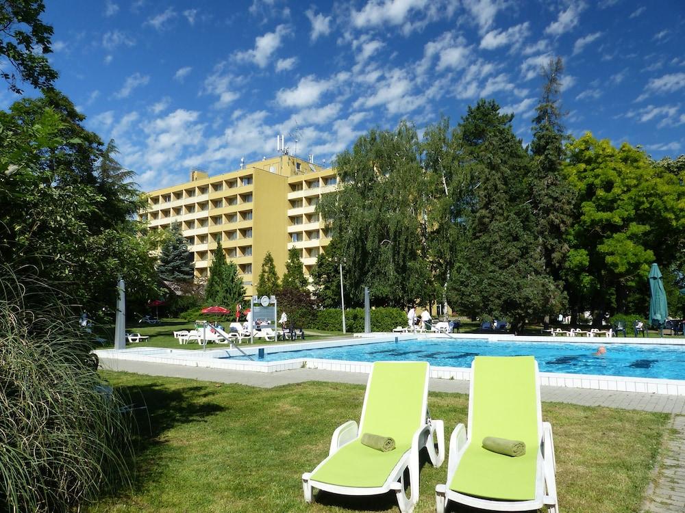 Hunguest Hotel Helios Superior Hévíz Exterior foto